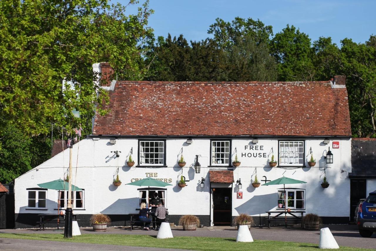 The Cricketers Arms Hotel Petworth Exterior photo